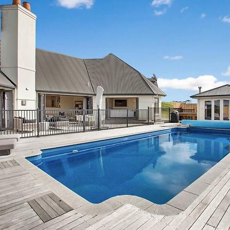 The Parish House With Pool, Bbq And Pizza Oven Apartment Whangaparaoa Bagian luar foto